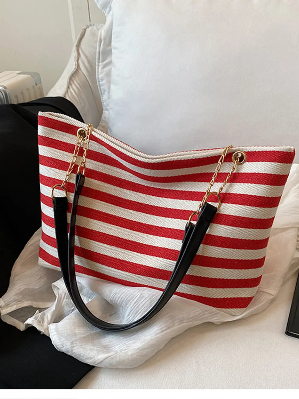 Striped Shoulder Bag with Chain Detail, image 13