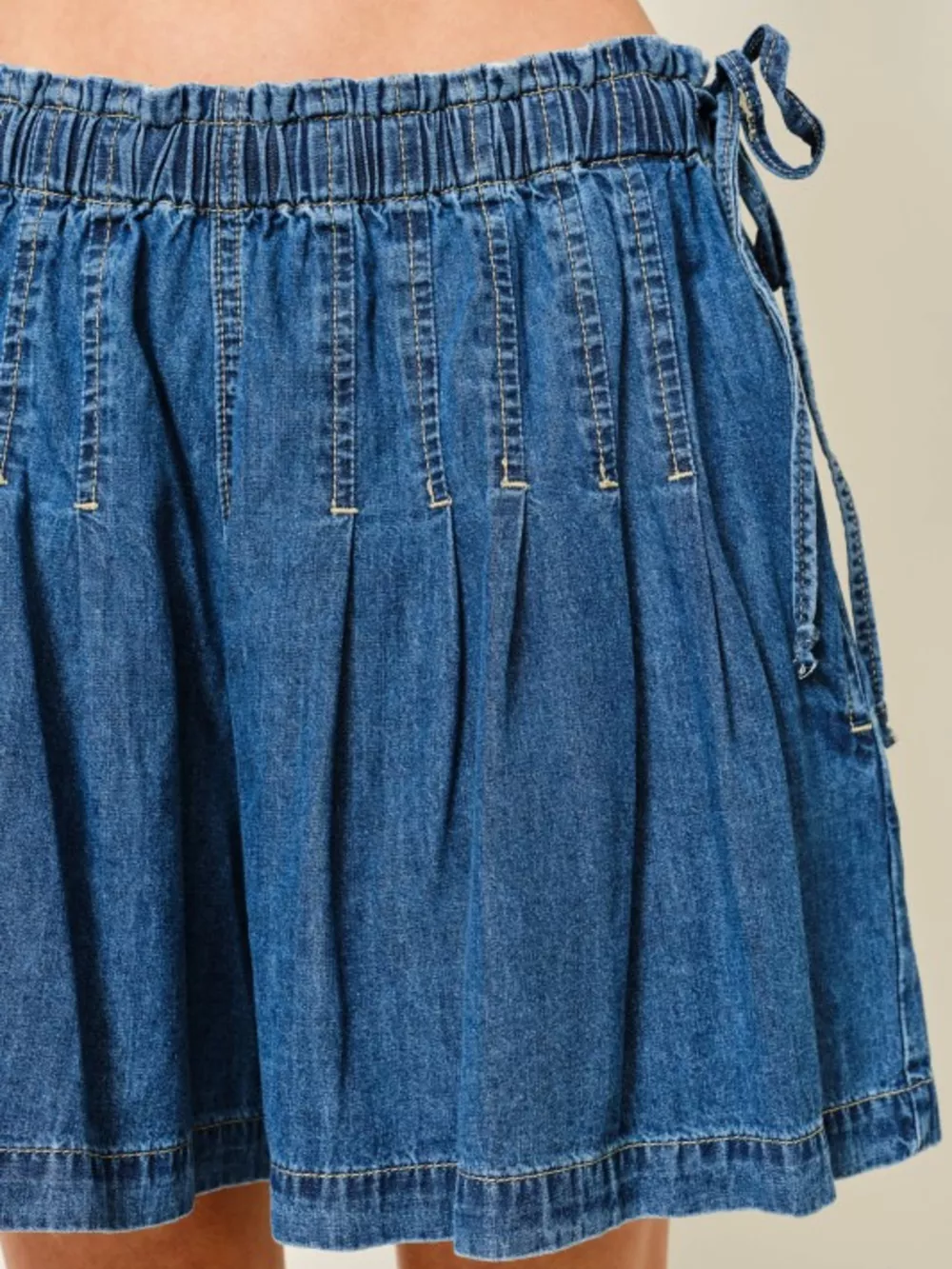 Pleated Elastic Waist Denim Shorts, image 7