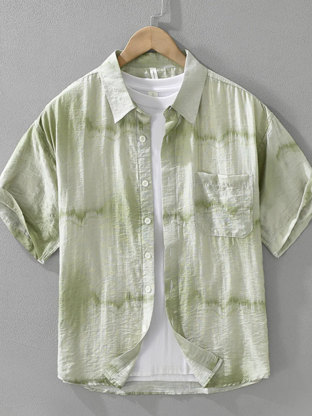 Men's Plus Size Printed Short Sleeve Button-Up Shirt, image 2