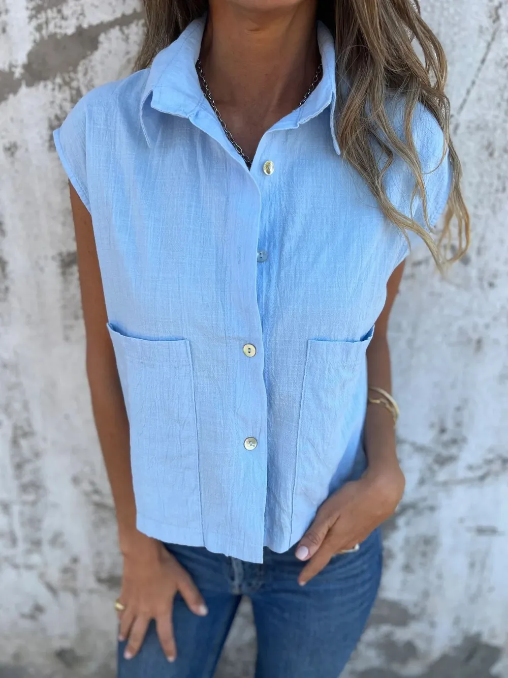 Full Size Textured Button-Front Sleeveless Shirt Plus Size, image 7