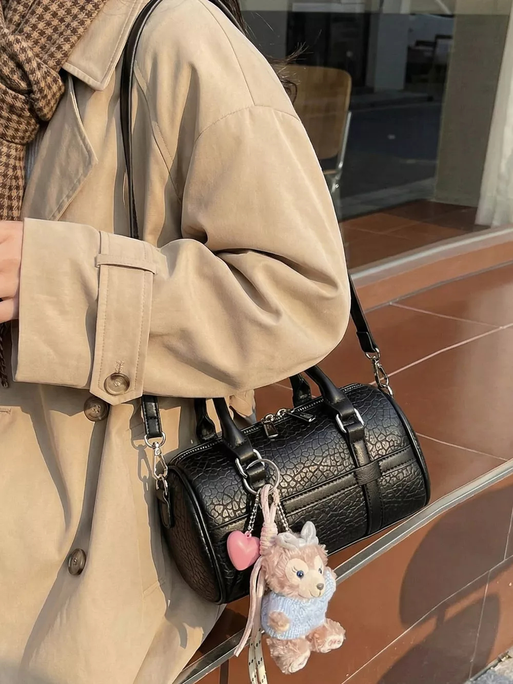 Textured Barrel Crossbody Bag, image 3
