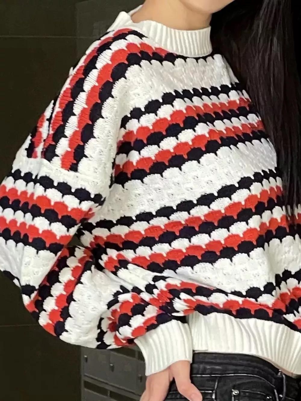 Striped Pattern Round Neck Sweater, image 4