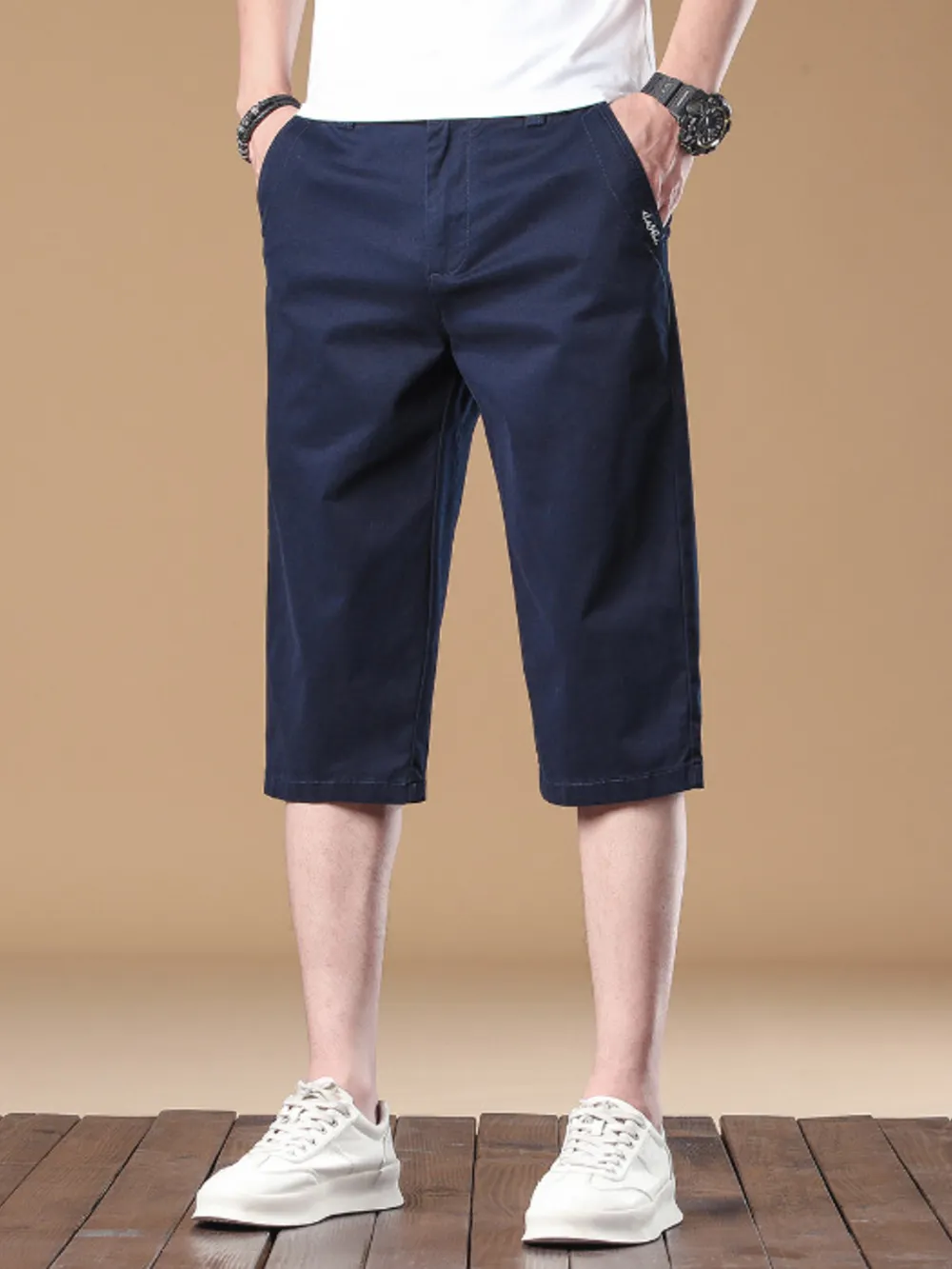 Men's Pocketed Loose Fit Shorts, image 4