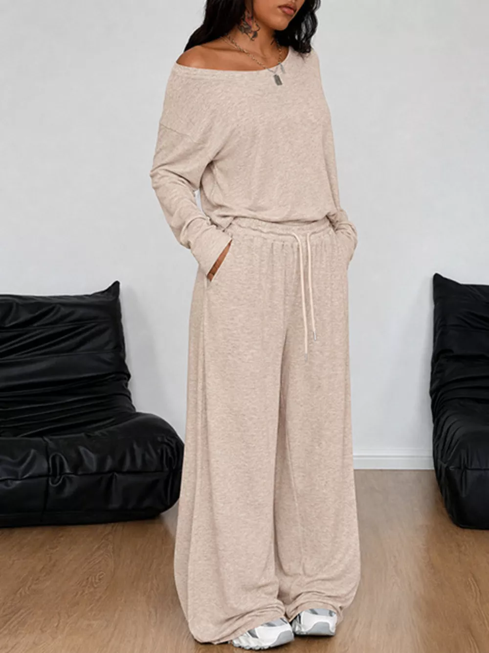 Full Size Comfortable Loose Fit One-Shoulder T-Shirt and Pants Set Plus Size, image 19