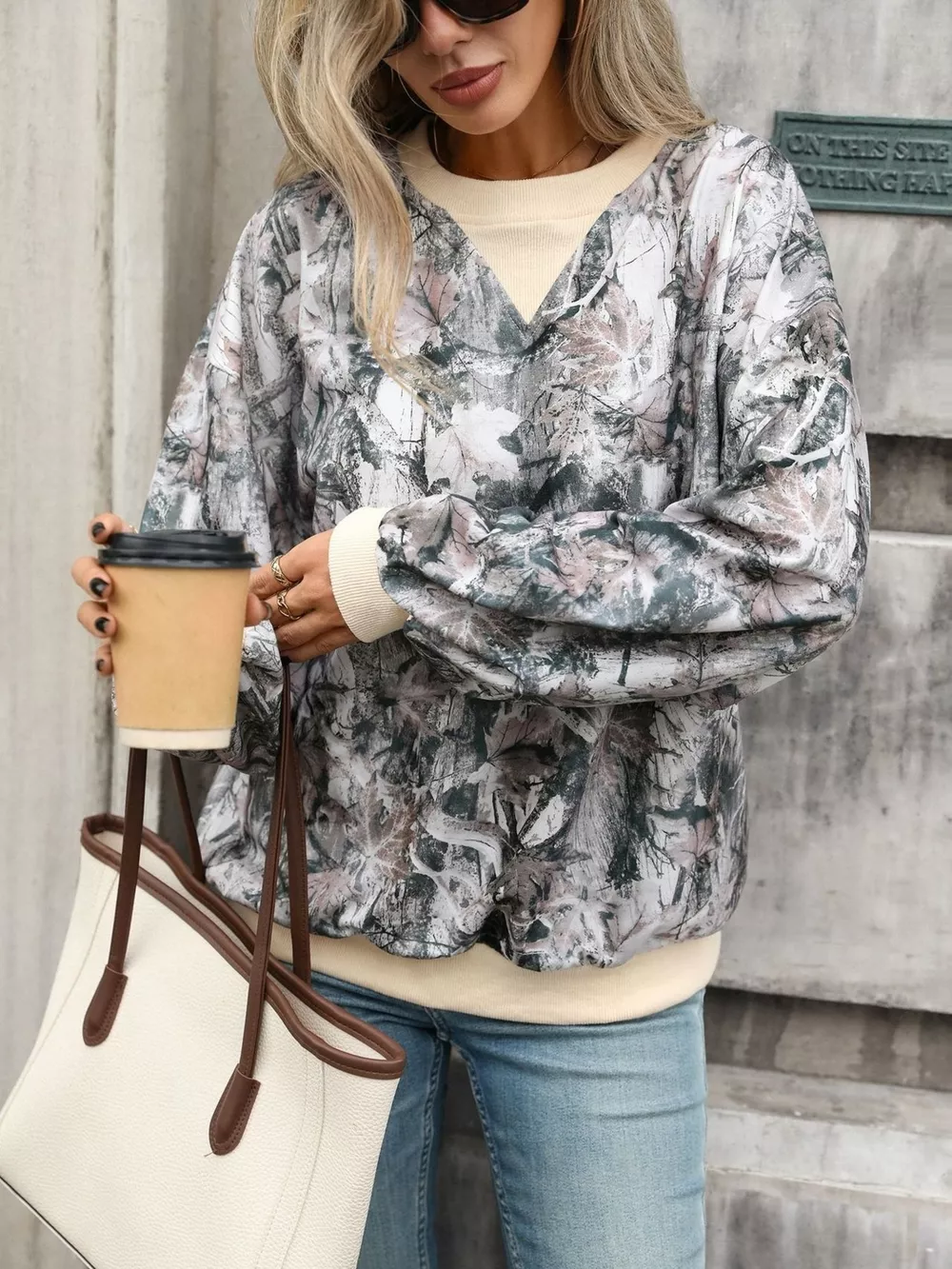 Leaf Print Sweatshirt with Contrasting Trim, image 4