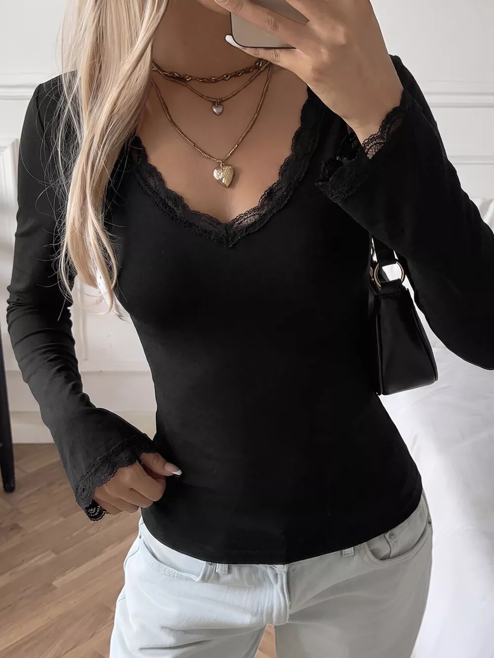 Elegant Lace Trim V-Neck Long Sleeve Slim Fit Top, image 3