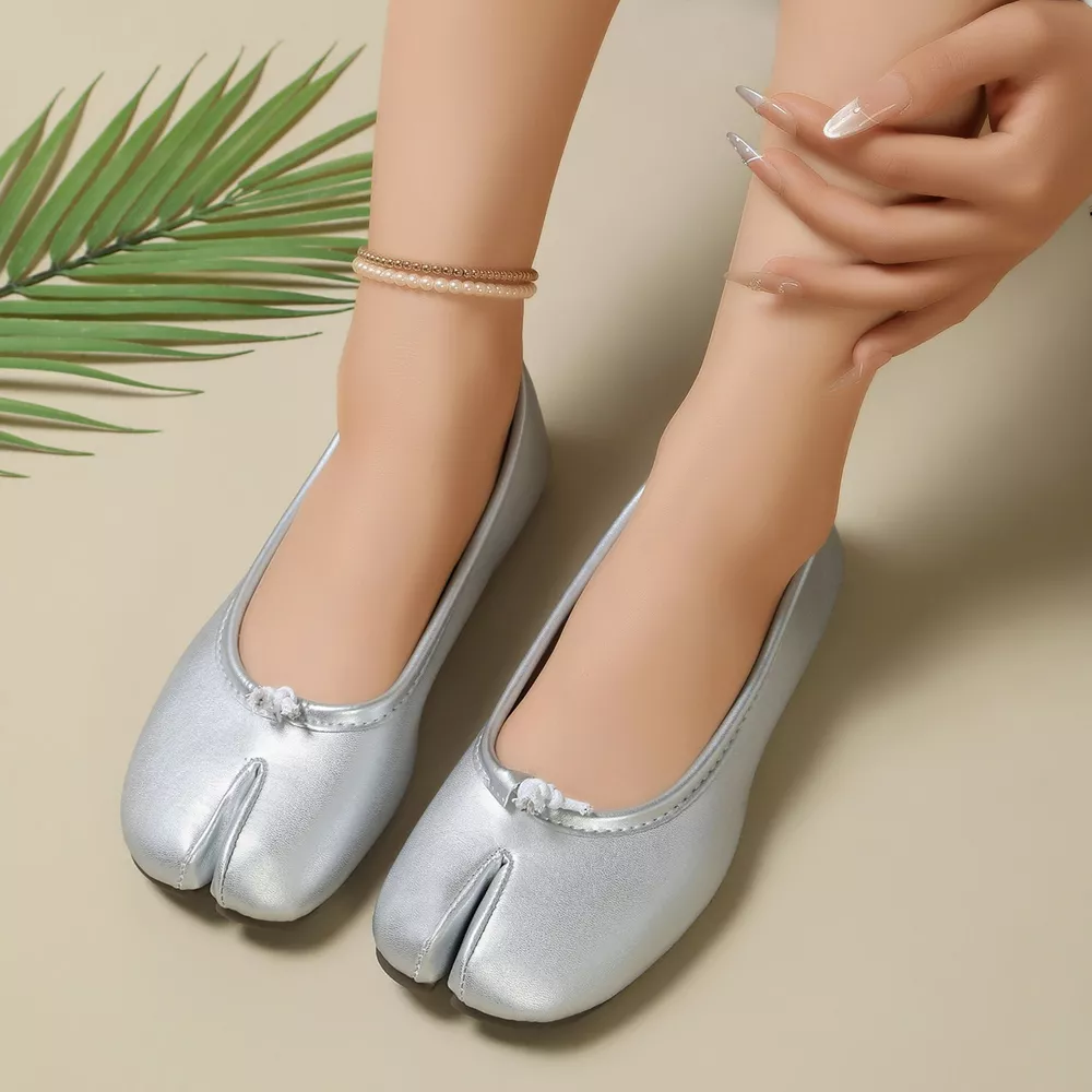 Split-Toe Slip-Ons, image 4