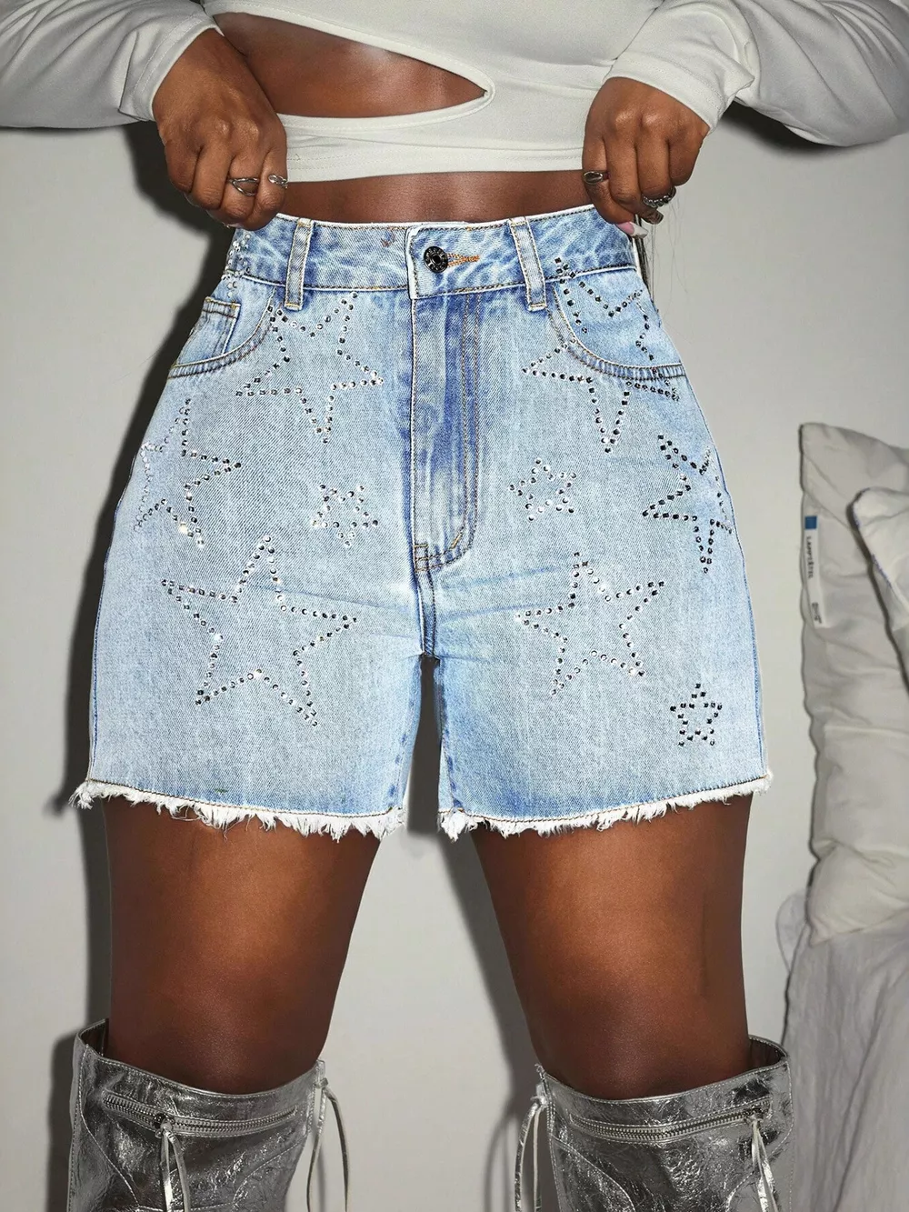 Star Raw Hem Denim Shorts, image 5