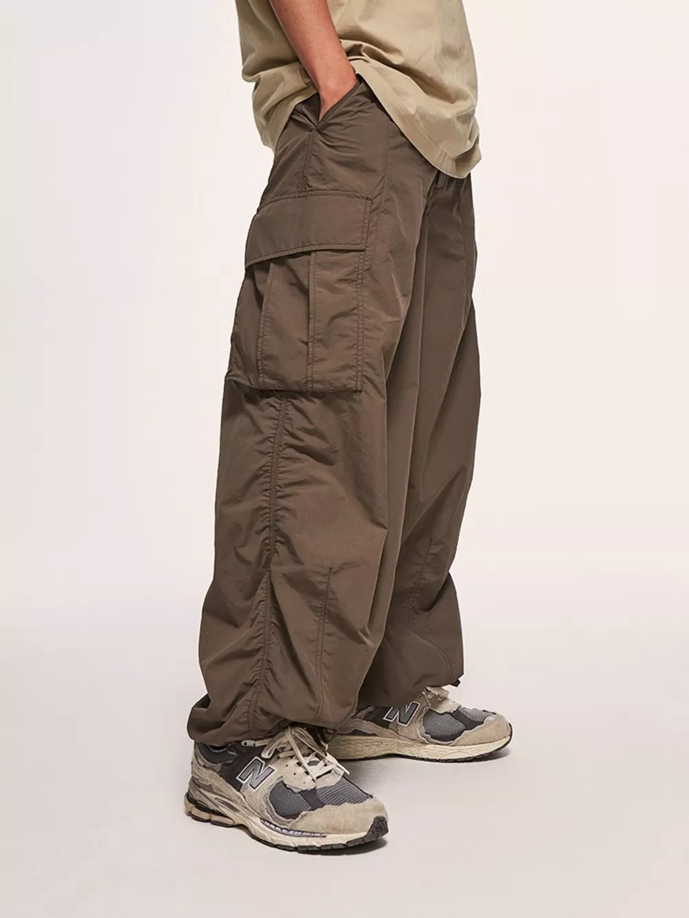 Men's Wide Leg Cargo Pants, image 3