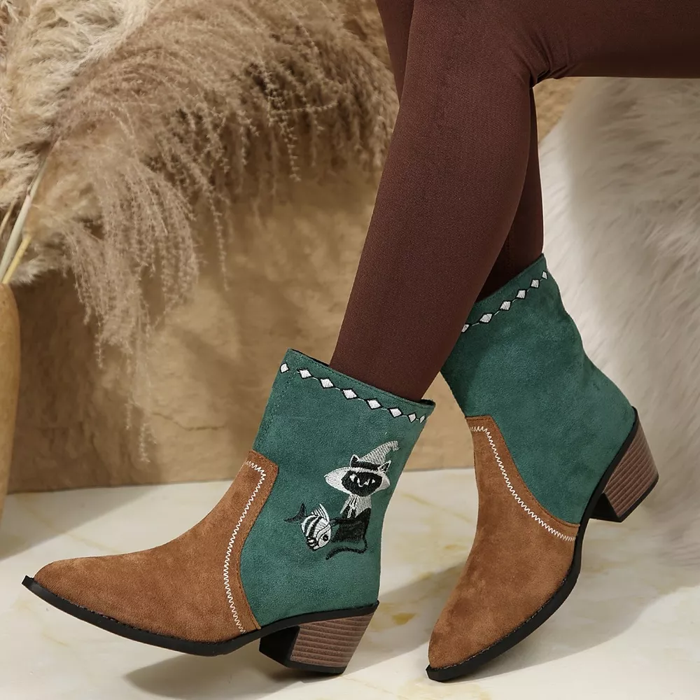Western Cowboy Boots with Embroidered Design, image 7