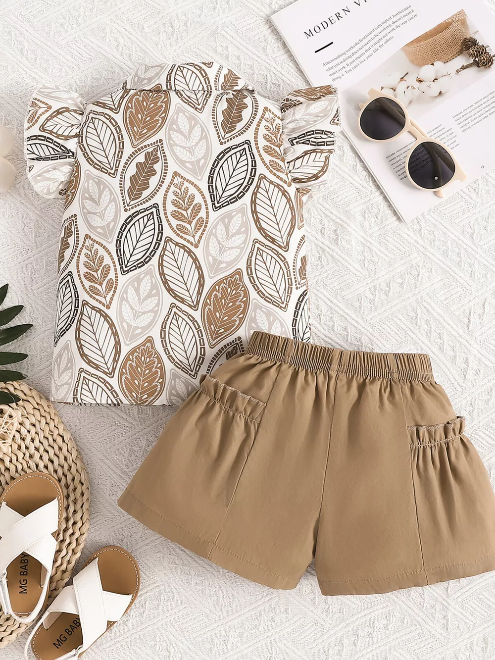 Children's Leaf Print Bow Decor Top and Shorts Set, image 7