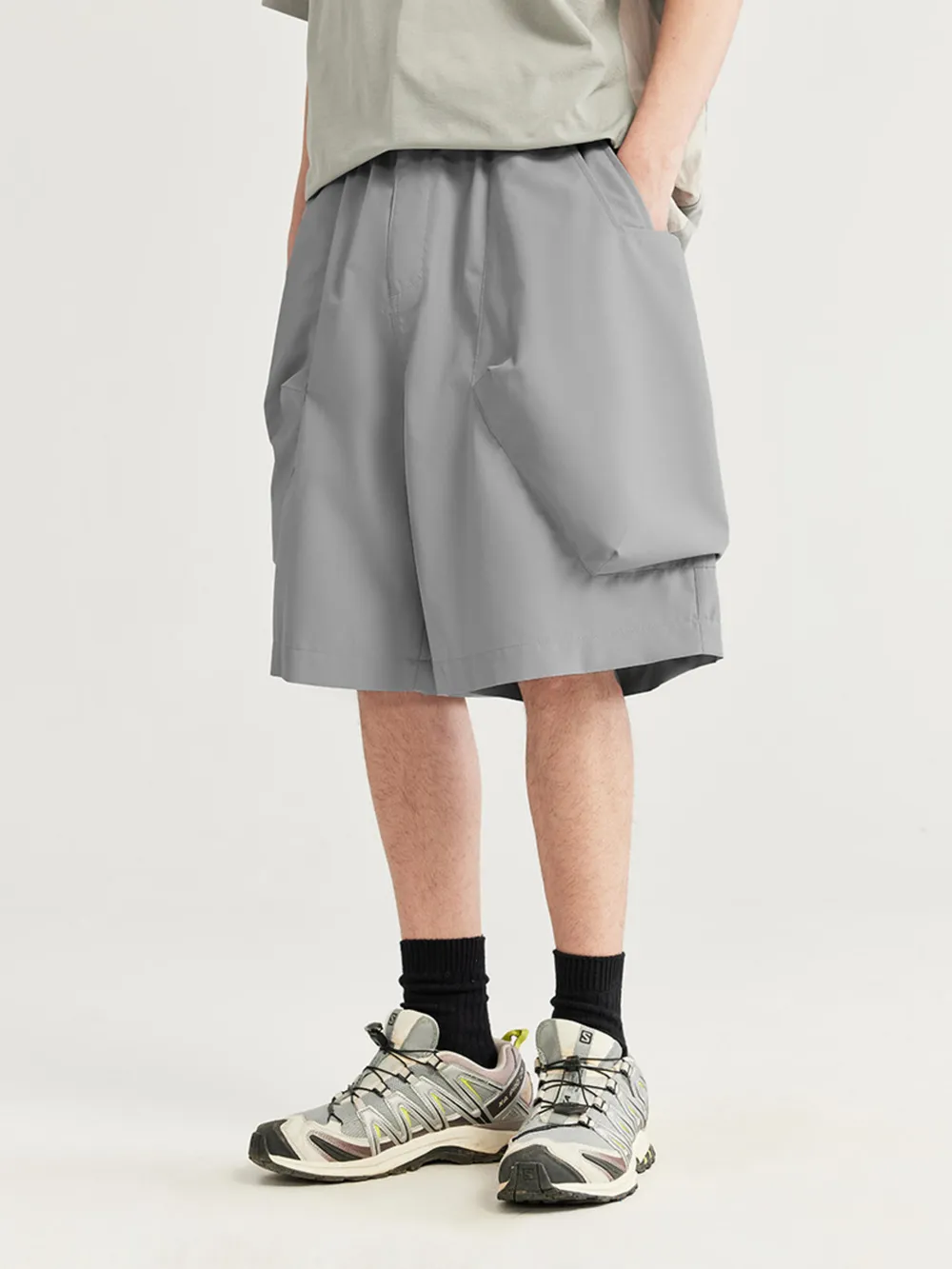 Men's Loose Fit Cargo Shorts, image 2