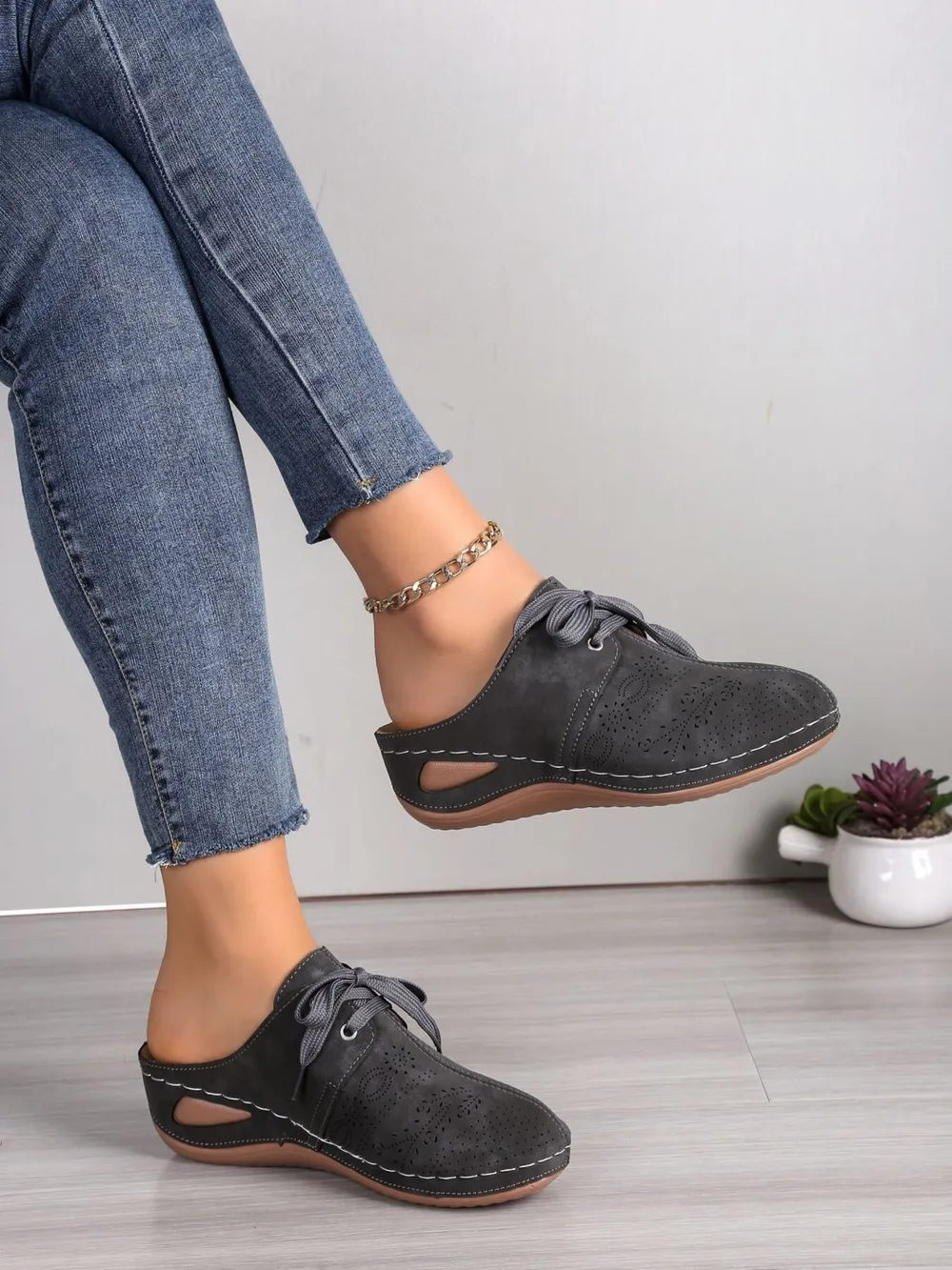 Breathable Lace-Up Slip-Ons, image 3