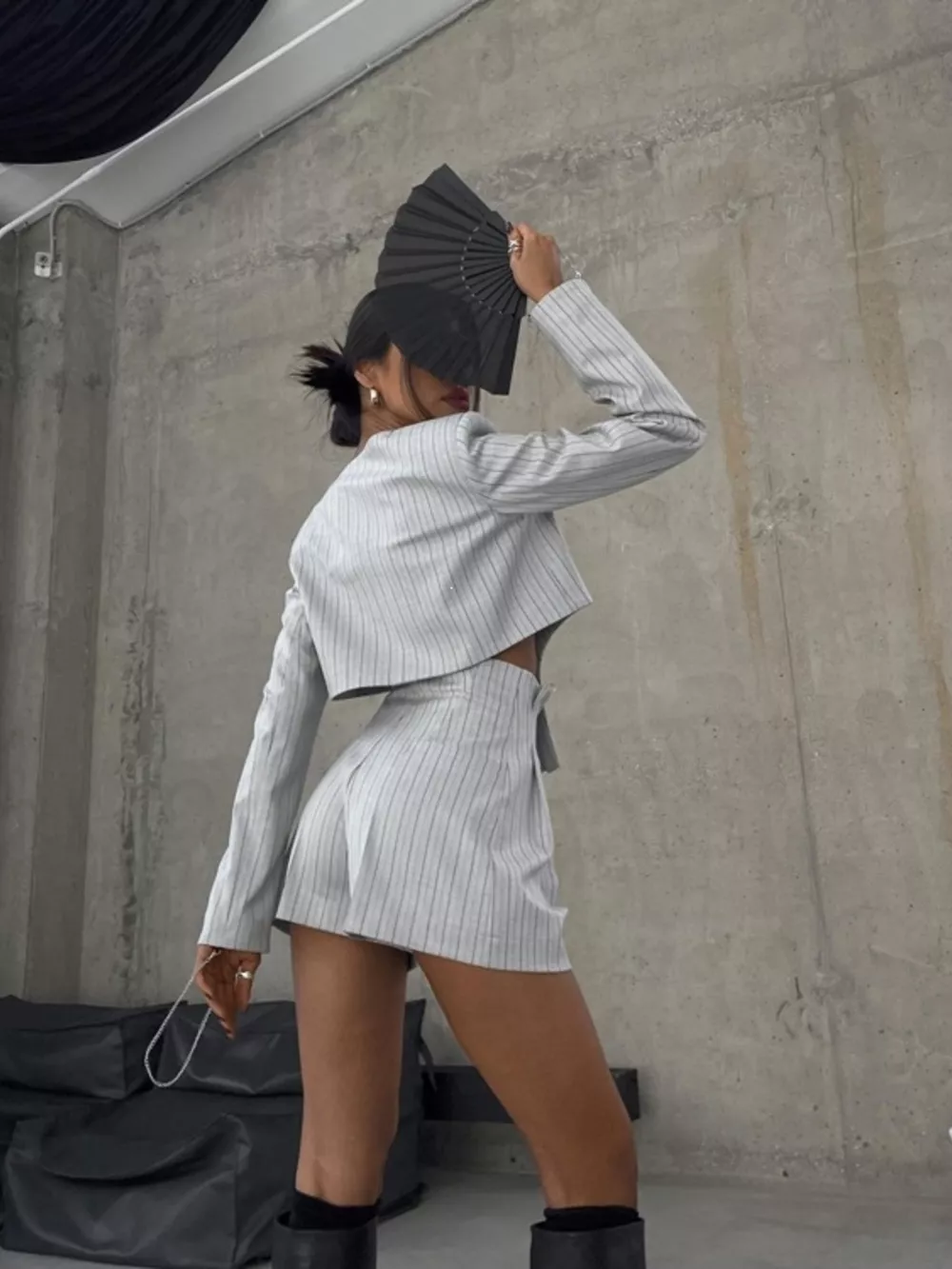 Pinstripe Cropped Blazer and Pleated Shorts Set, image 4