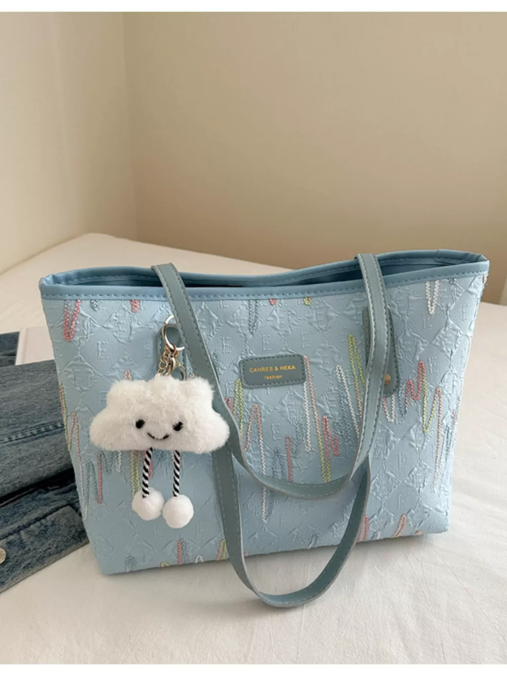 Embossed Pattern Shoulder Bag, image 7