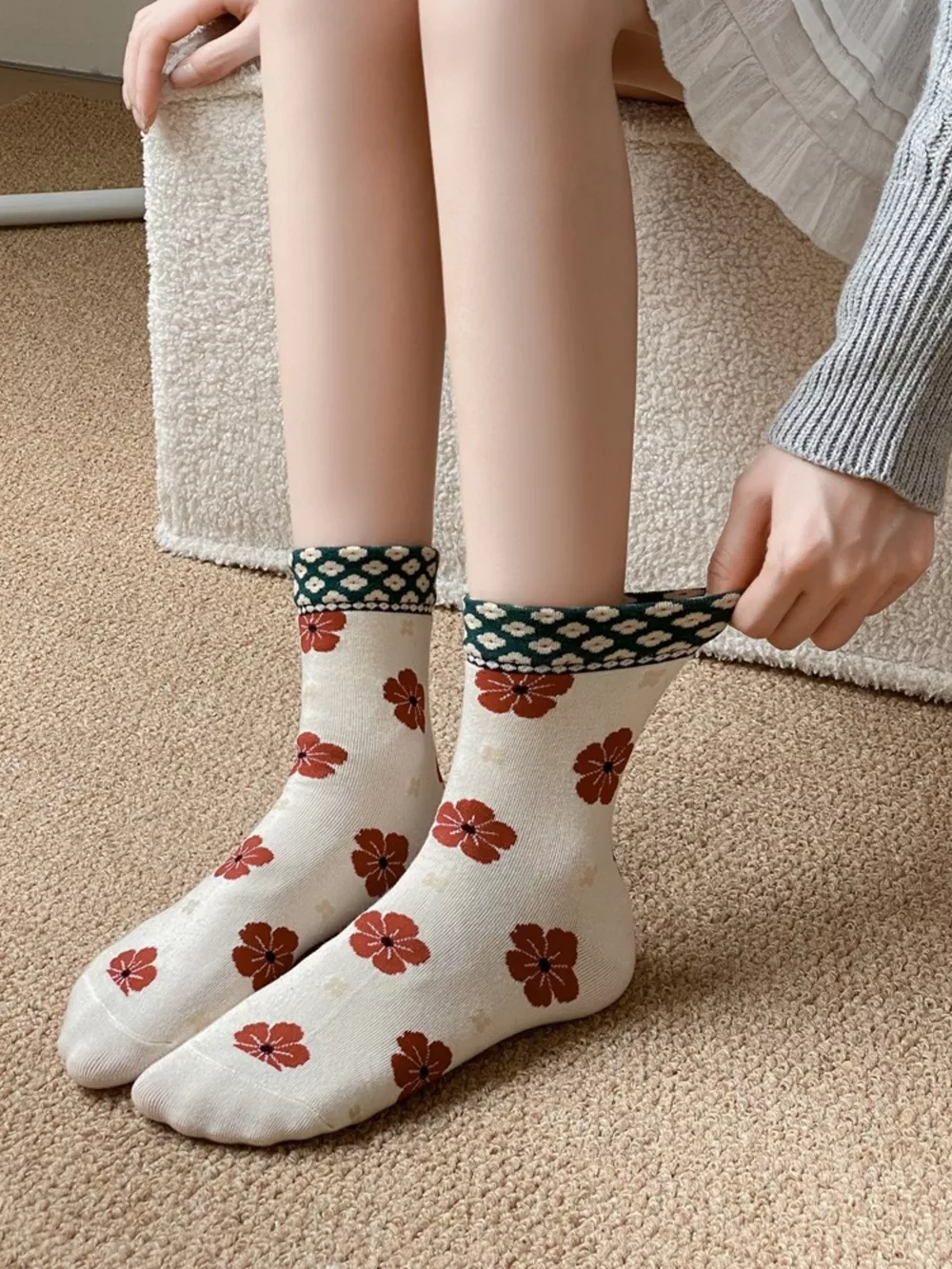 Vintage Floral Print Socks, image 2