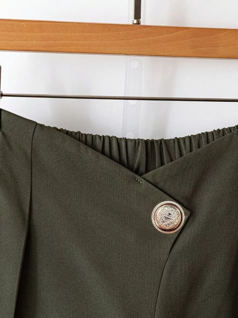 Wide-Leg Button-Accent Pants, image 3