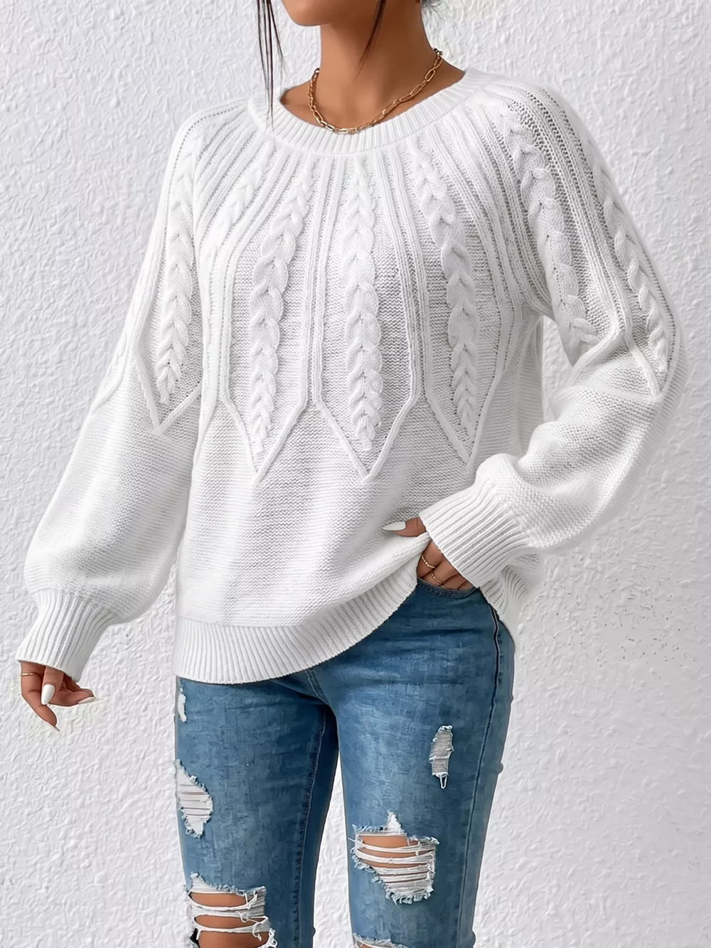 Cable-Knit Round Neck Sweater, image 3