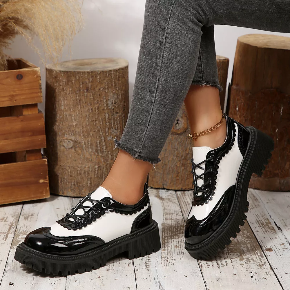 Round Toe Lace Up Sneakers, image 3