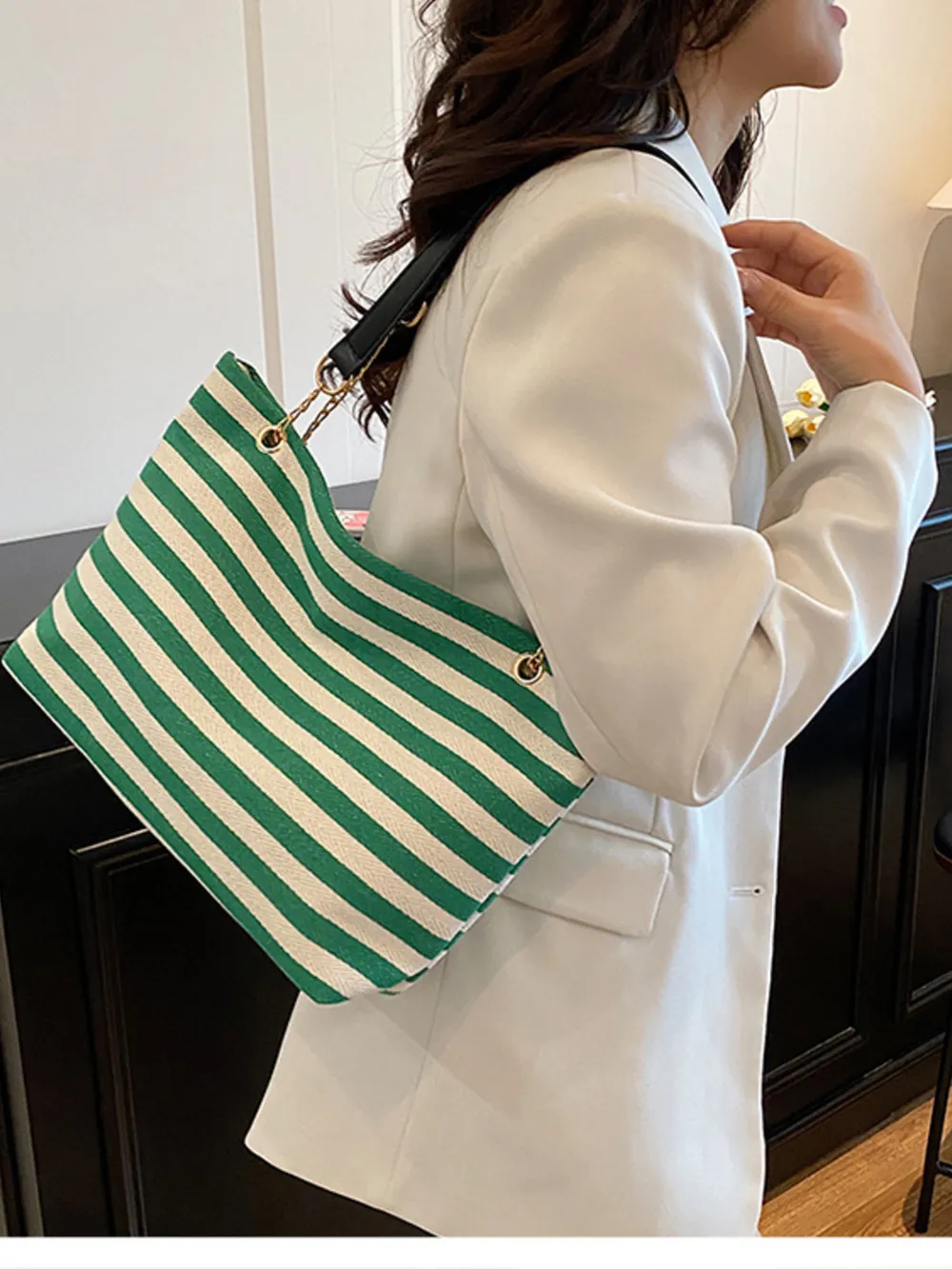Striped Shoulder Bag with Chain Detail, image 10