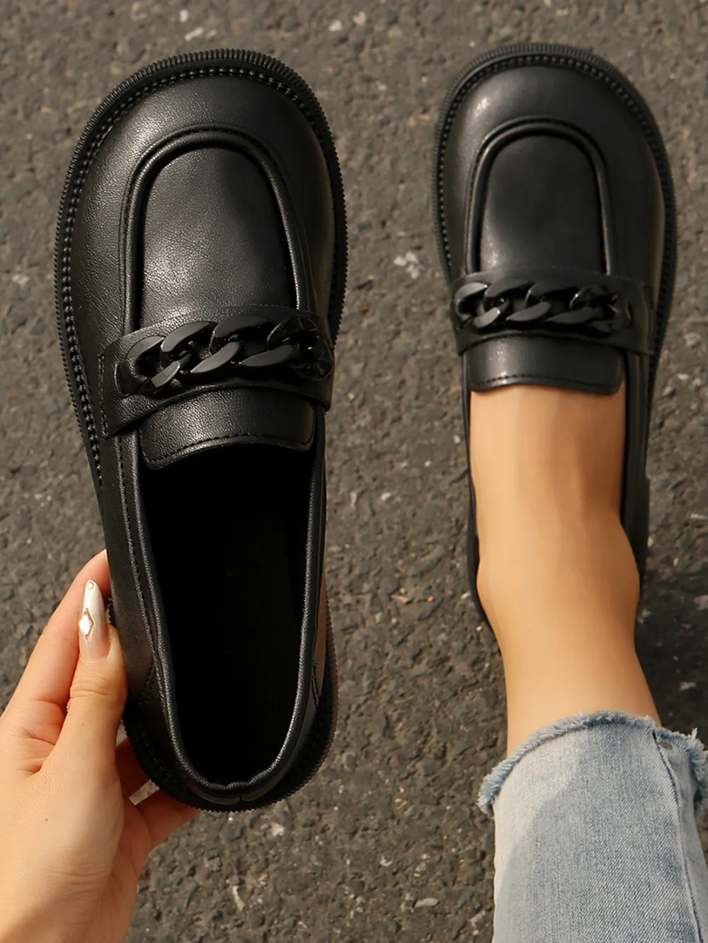 Chain Detail Leather Loafers, image 2