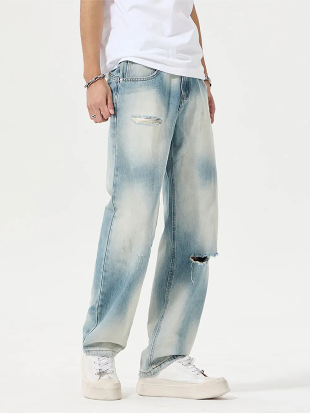 Men's Distressed Relaxed Fit Jeans, image 2