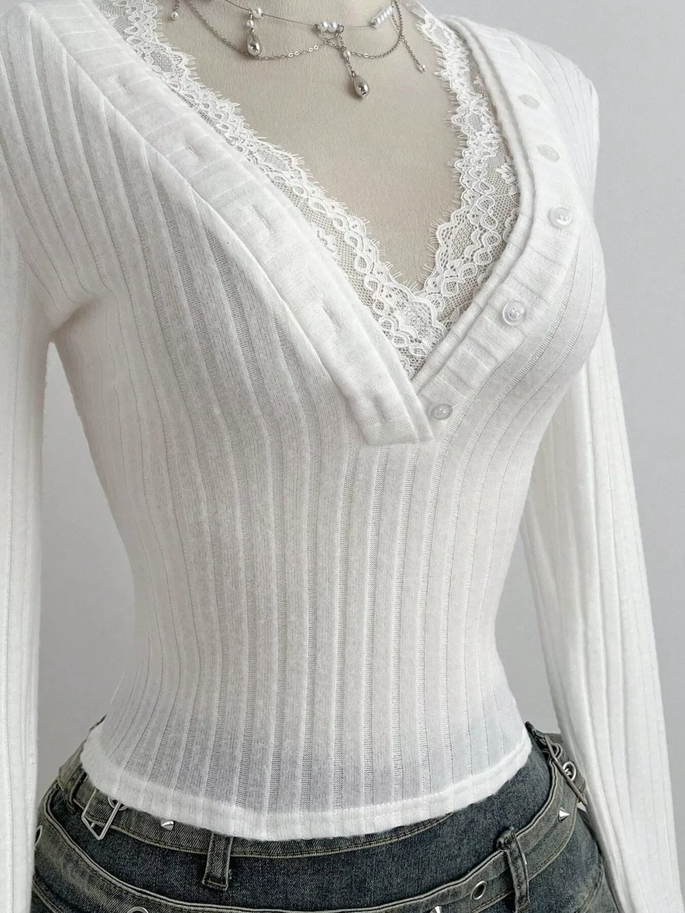 V-Neck Lace Trim Ribbed Knit T-Shirt, image 2