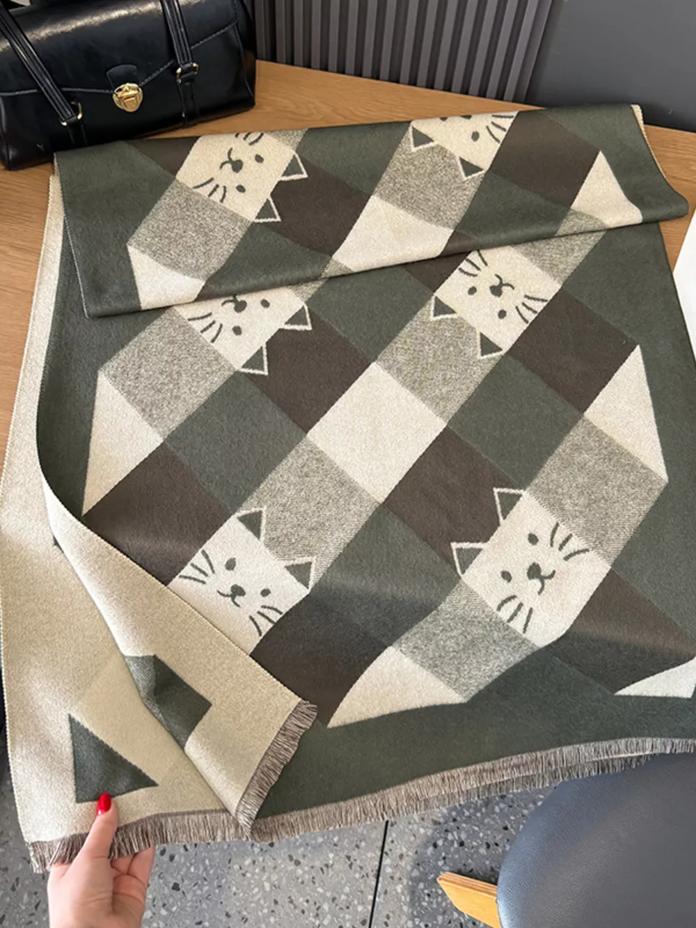 Cute Cat Pattern Plaid Raw Hem Scarf, image 11