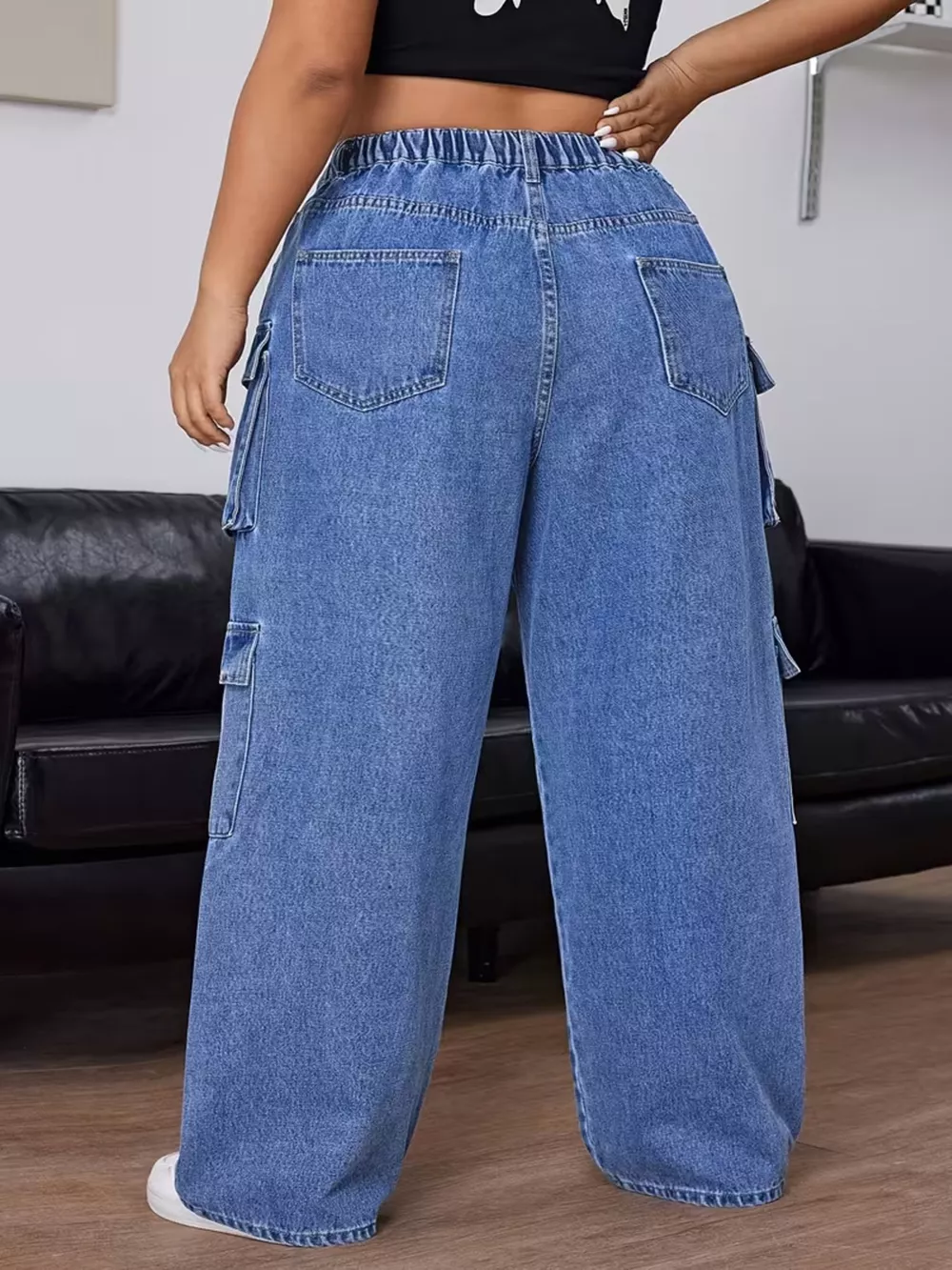 Plus Size High-Waisted Wide Leg Cargo Jeans, image 5