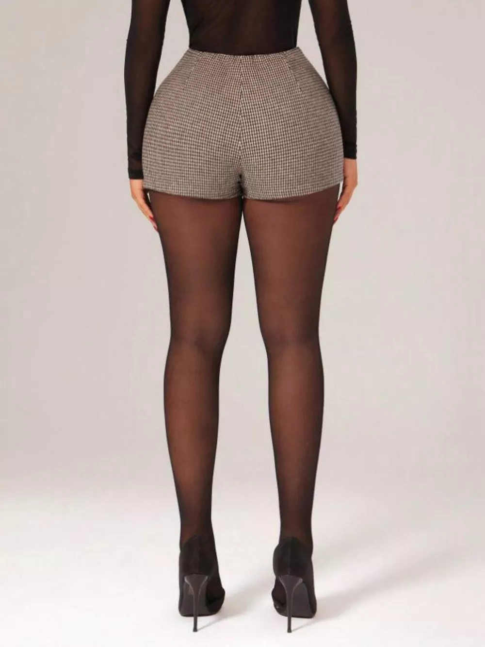 High-Waisted Shorts, image 5