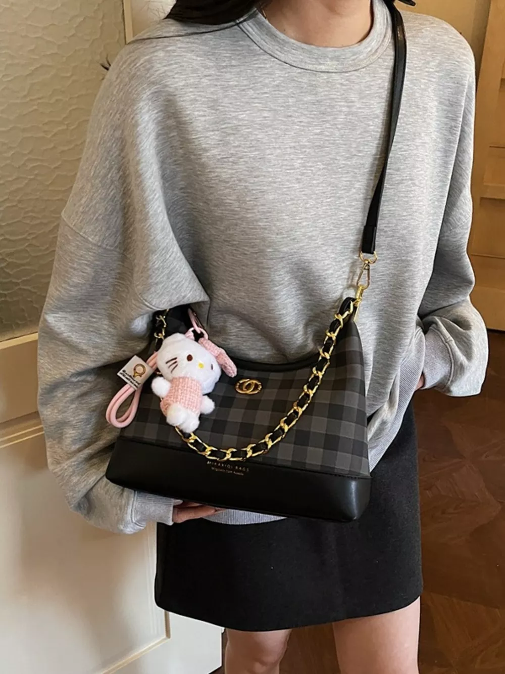 Plaid Pattern Chain Decor Shoulder Bag, image 2