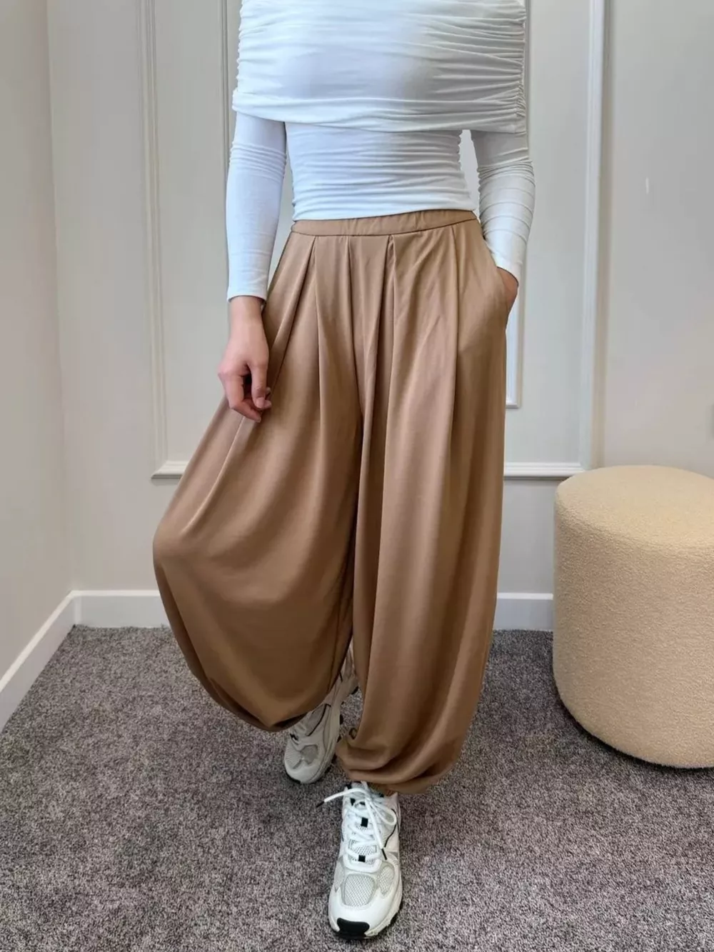 High-Waisted Wide-Leg Pants, image 21