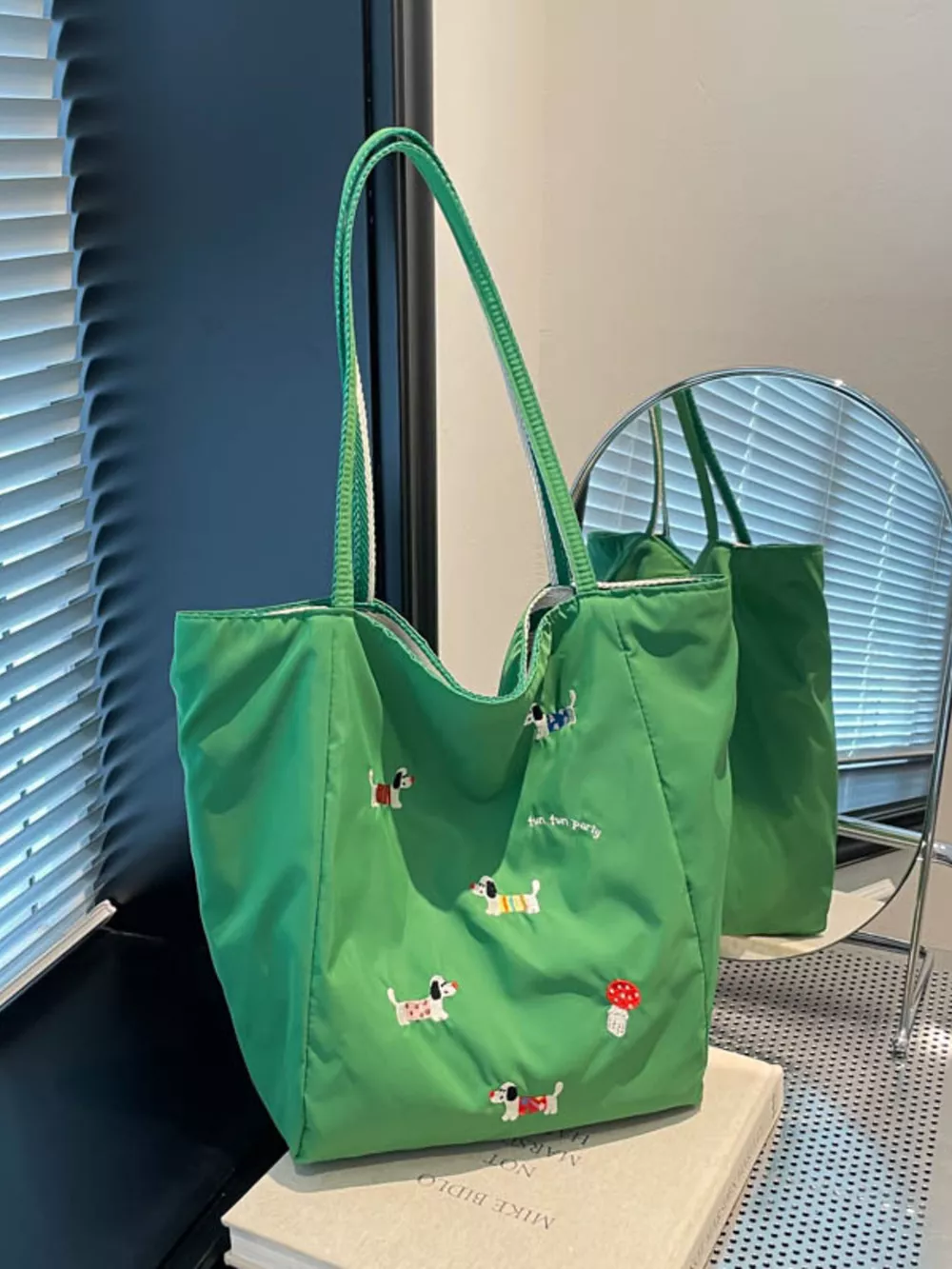 Embroidered Dachshund Shoulder Bag, image 4