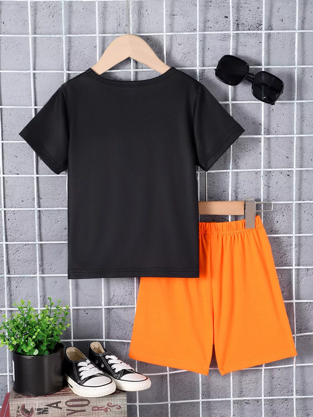 Children's Letter Graphic Short Sleeve Tee and Shorts Set, image 5