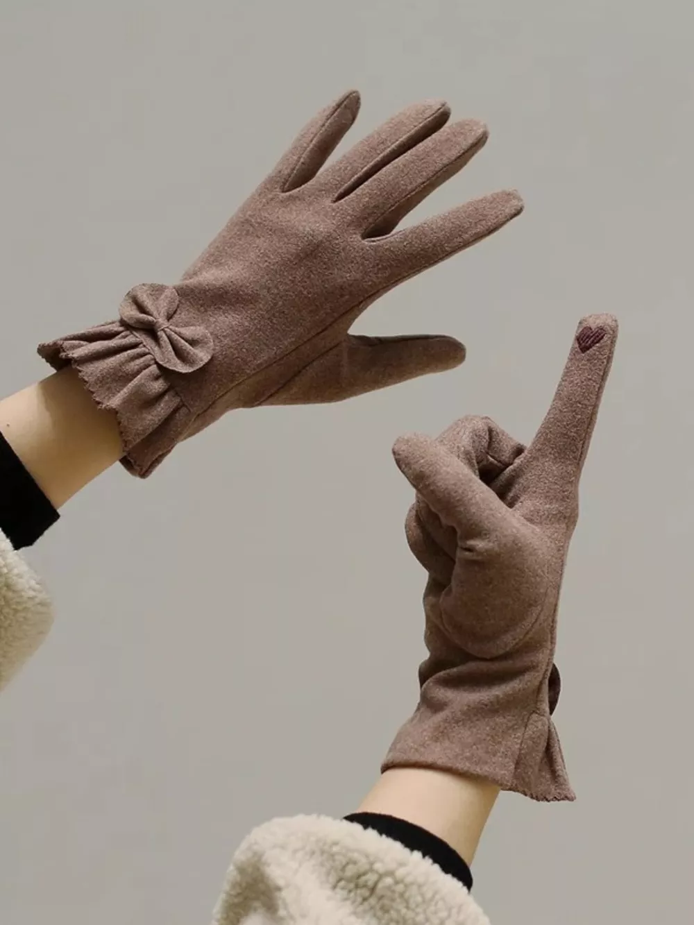 Ruffled Cuff Bow Gloves, image 3