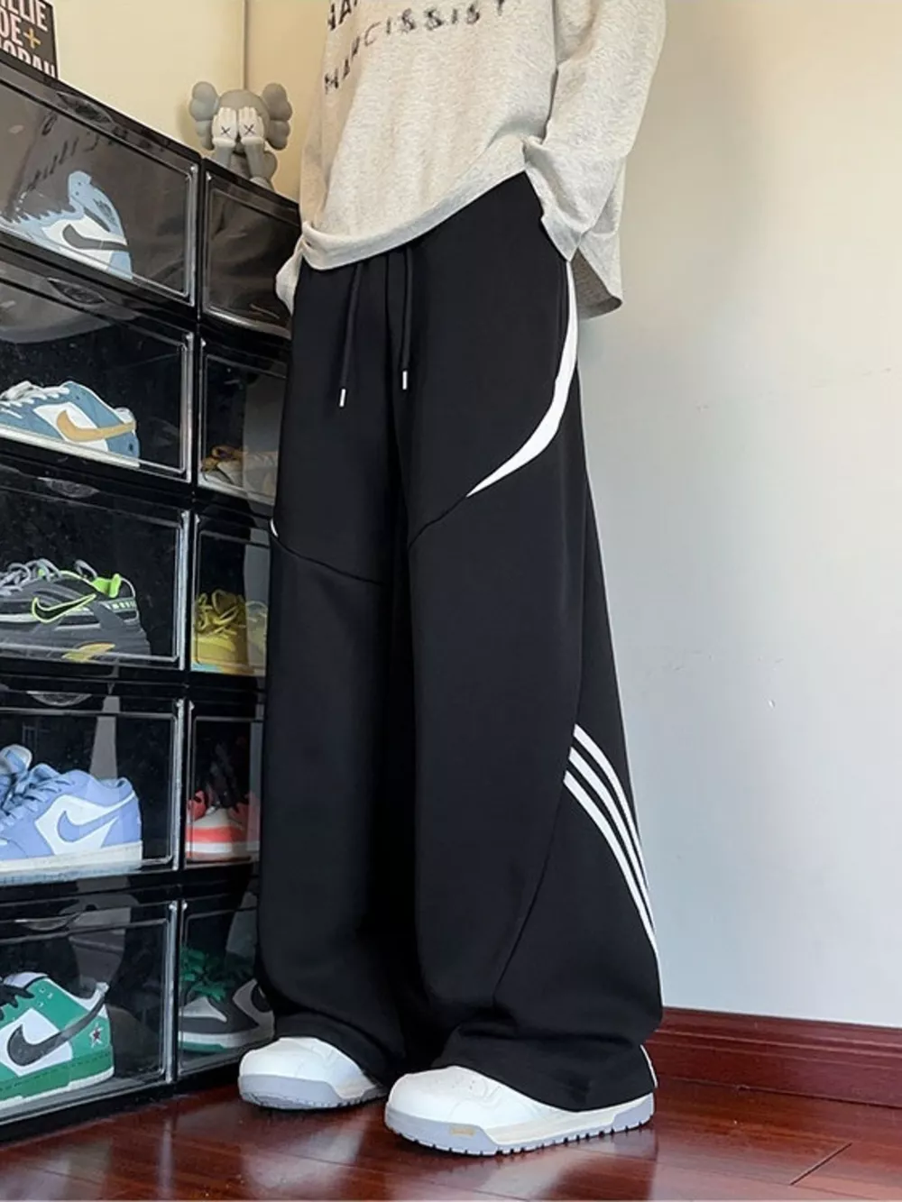 Men's Plus Size Wide Leg Casual Sweatpants with Stripe Detail