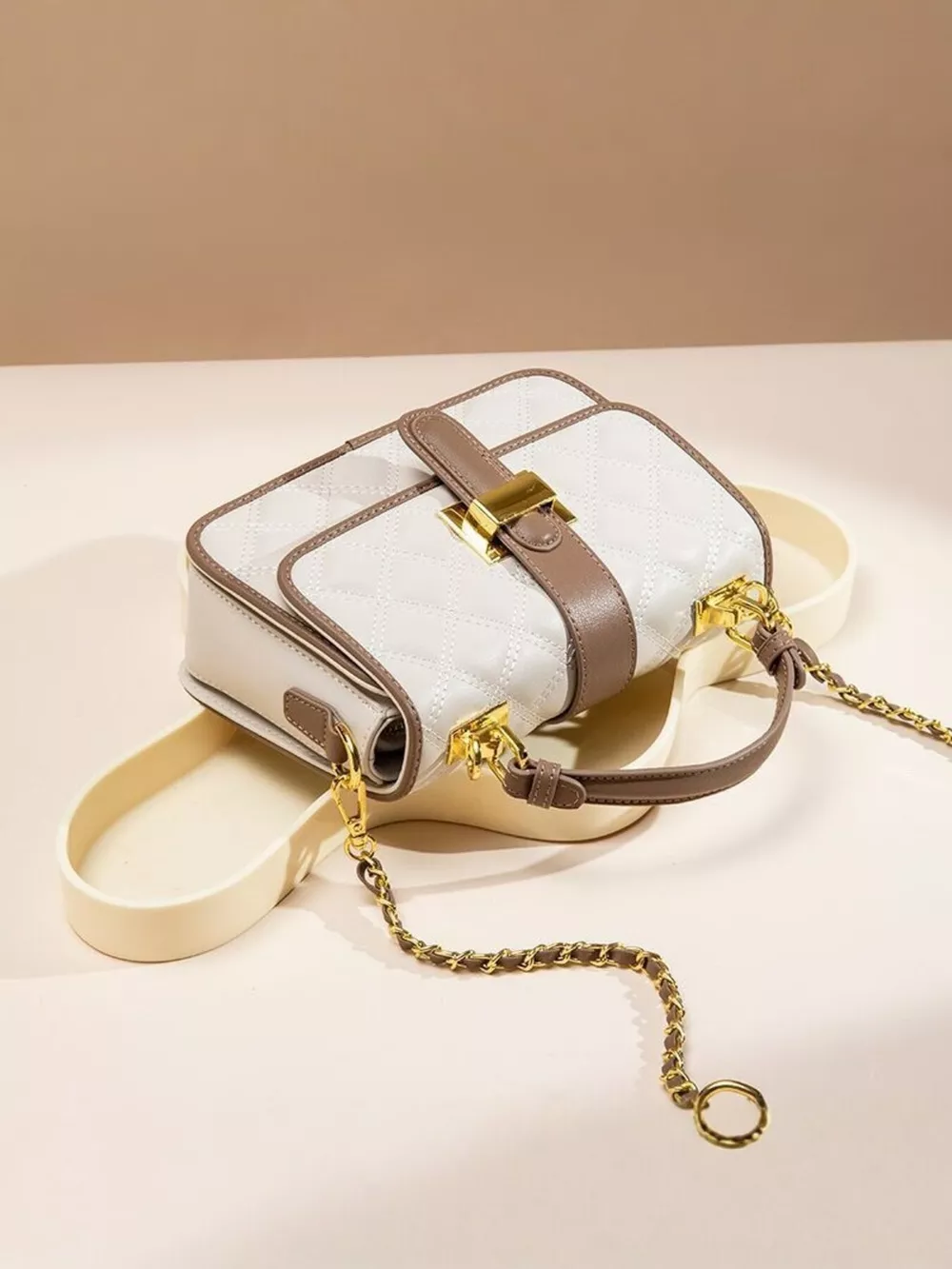 Quilted Contrast Crossbody Bag with Gold-Tone Hardware and Chain Strap, image 5