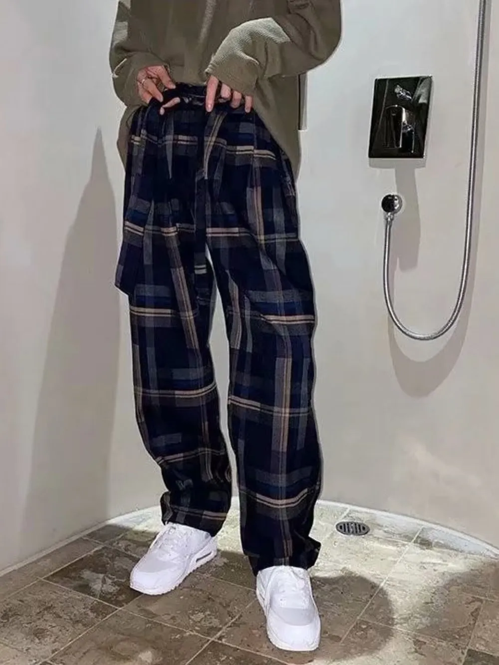 Men's Plus Size Plaid Pattern Relaxed Fit Pants, image 2