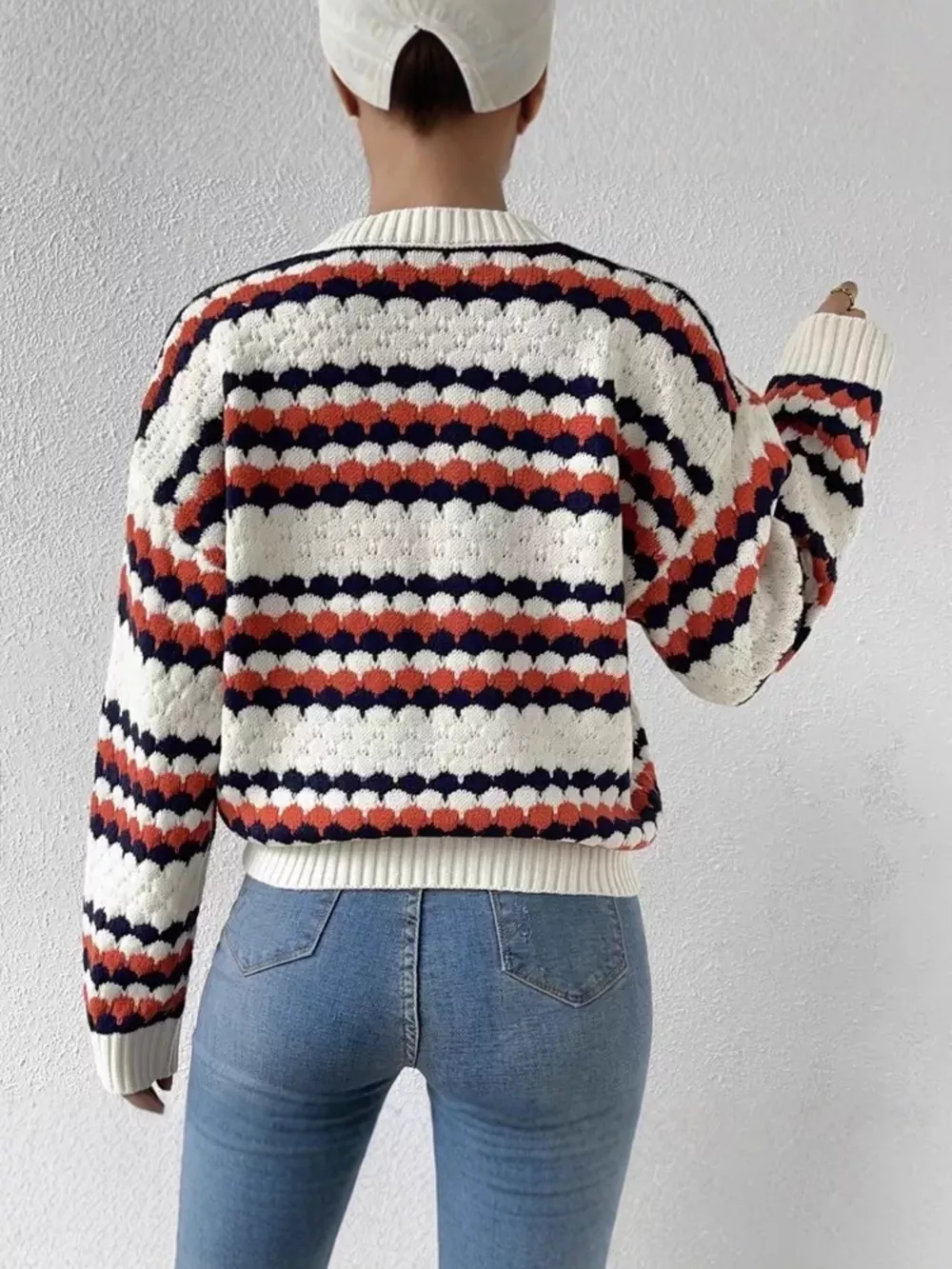 Striped Pattern Round Neck Sweater, image 3
