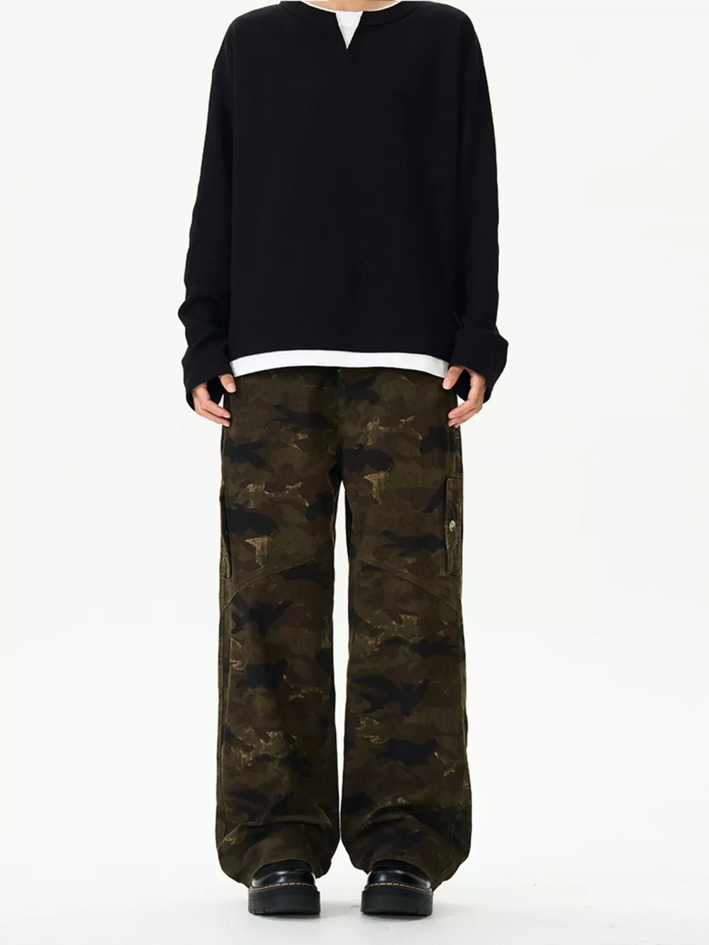 Men's Relaxed Fit Camo Cargo Pants