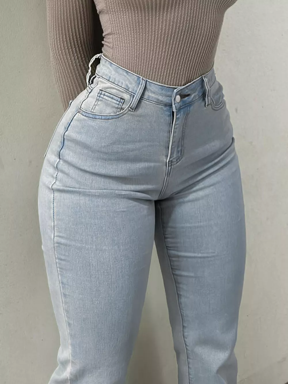 High-Waisted Flare Leg Jeans, image 3