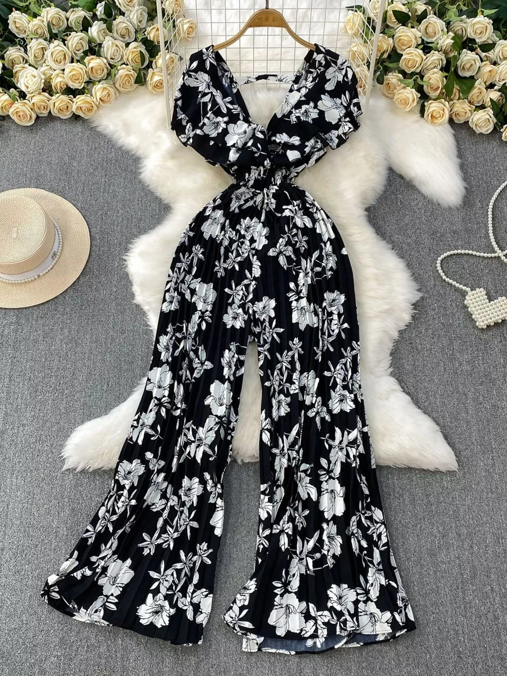 Floral Print Wide Leg Pleated Jumpsuit, image 3