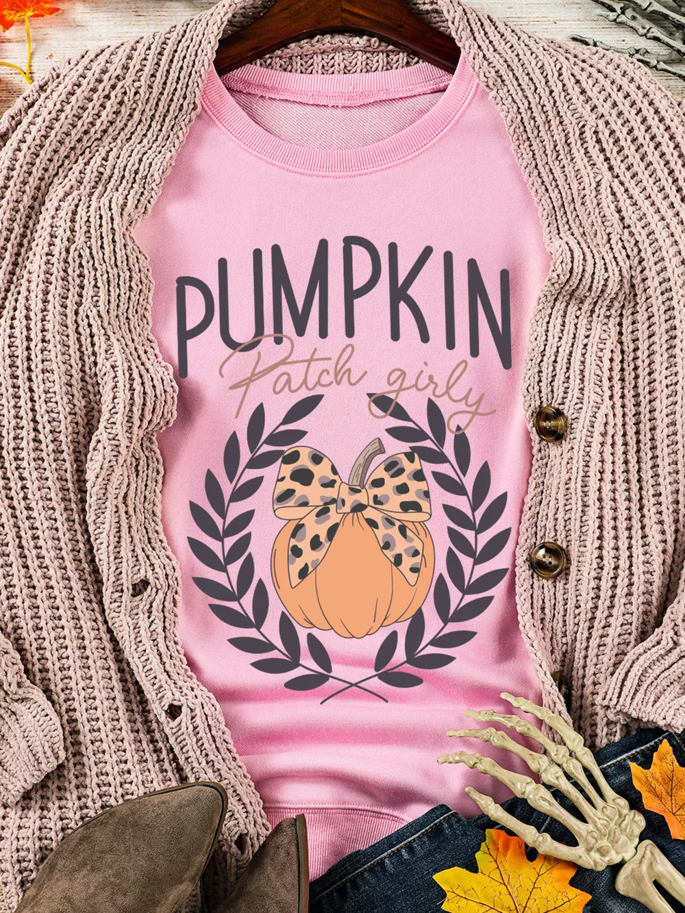 Halloween Leopard Bowknot Pumpkin Graphic Sweatshirt, image 4