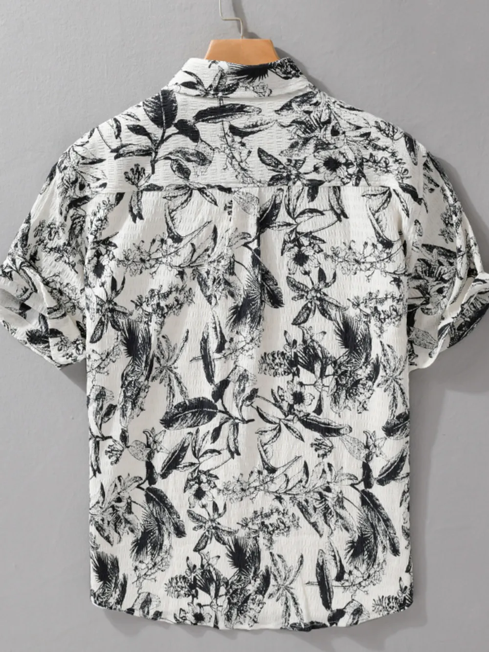 Men's Plus Size Printed Button Up Short Sleeve Shirt, image 2