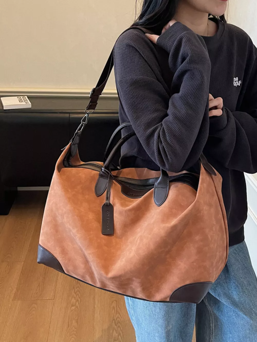 Vintage Large Capacity Travel Bag, image 2