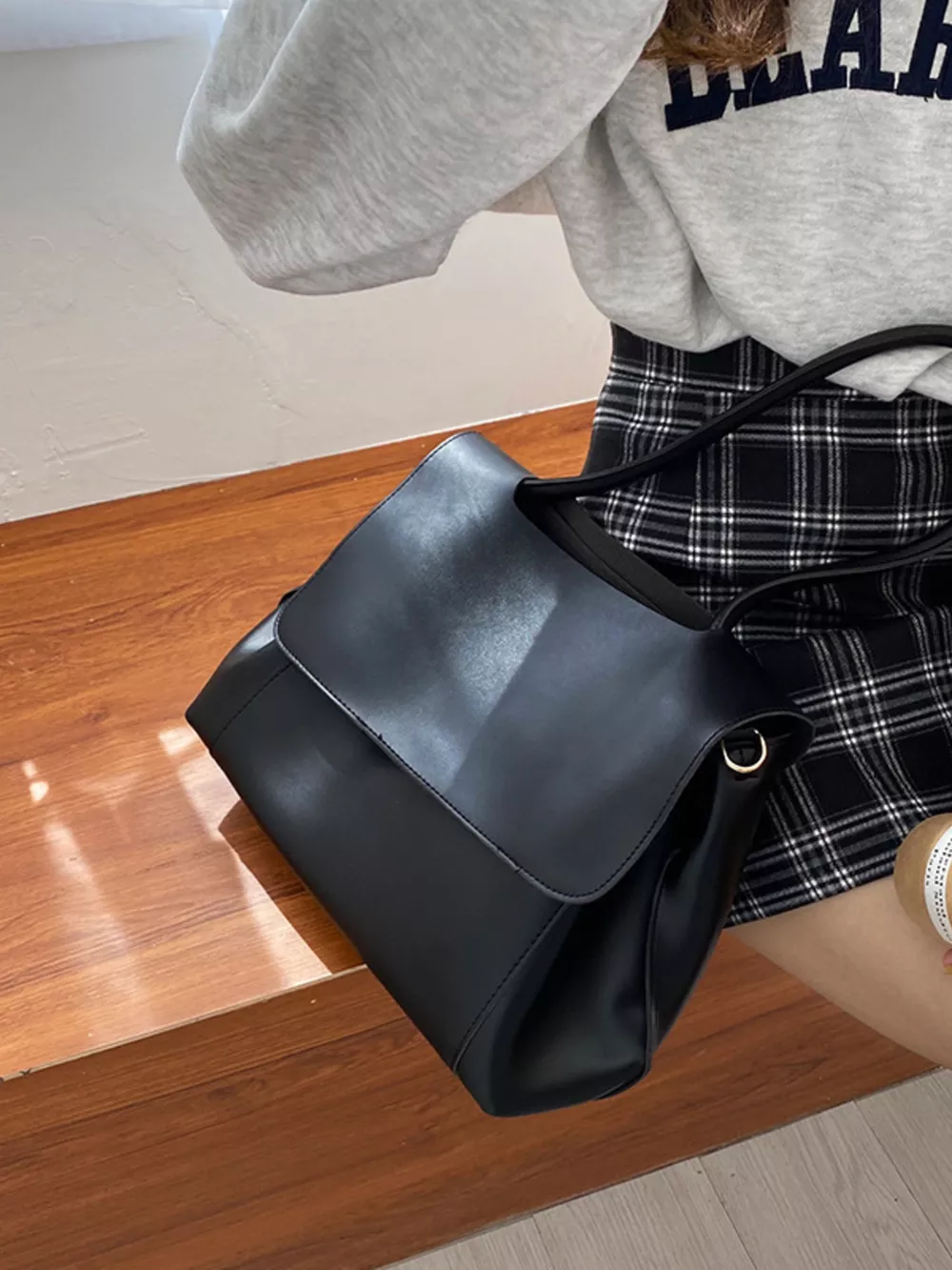 Flap Closure Crossbody Bag, image 4