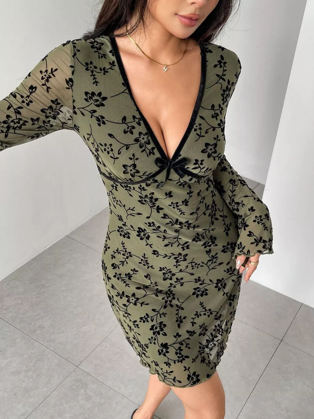 Floral Print Flare Sleeve Mini Dress, image 3