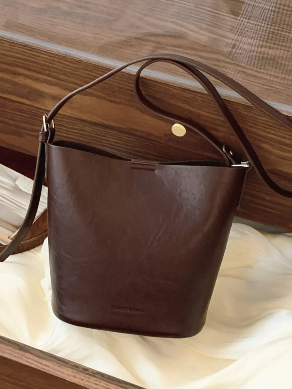 Vintage Style Bucket Crossbody Bag, image 4