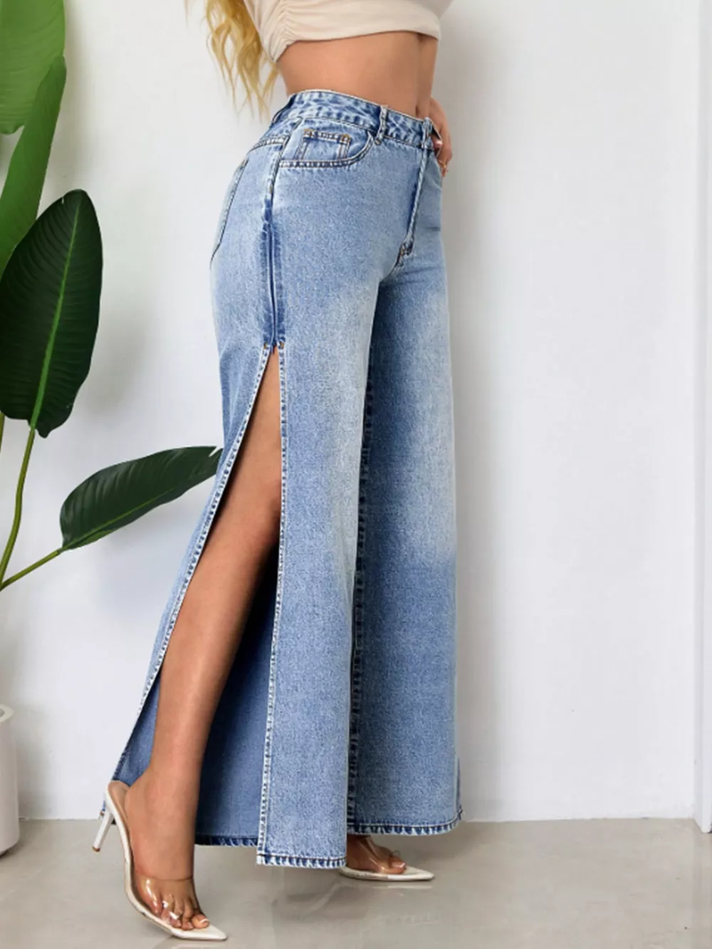 High-Waisted Wide-Leg Jeans with Side Slits, image 3