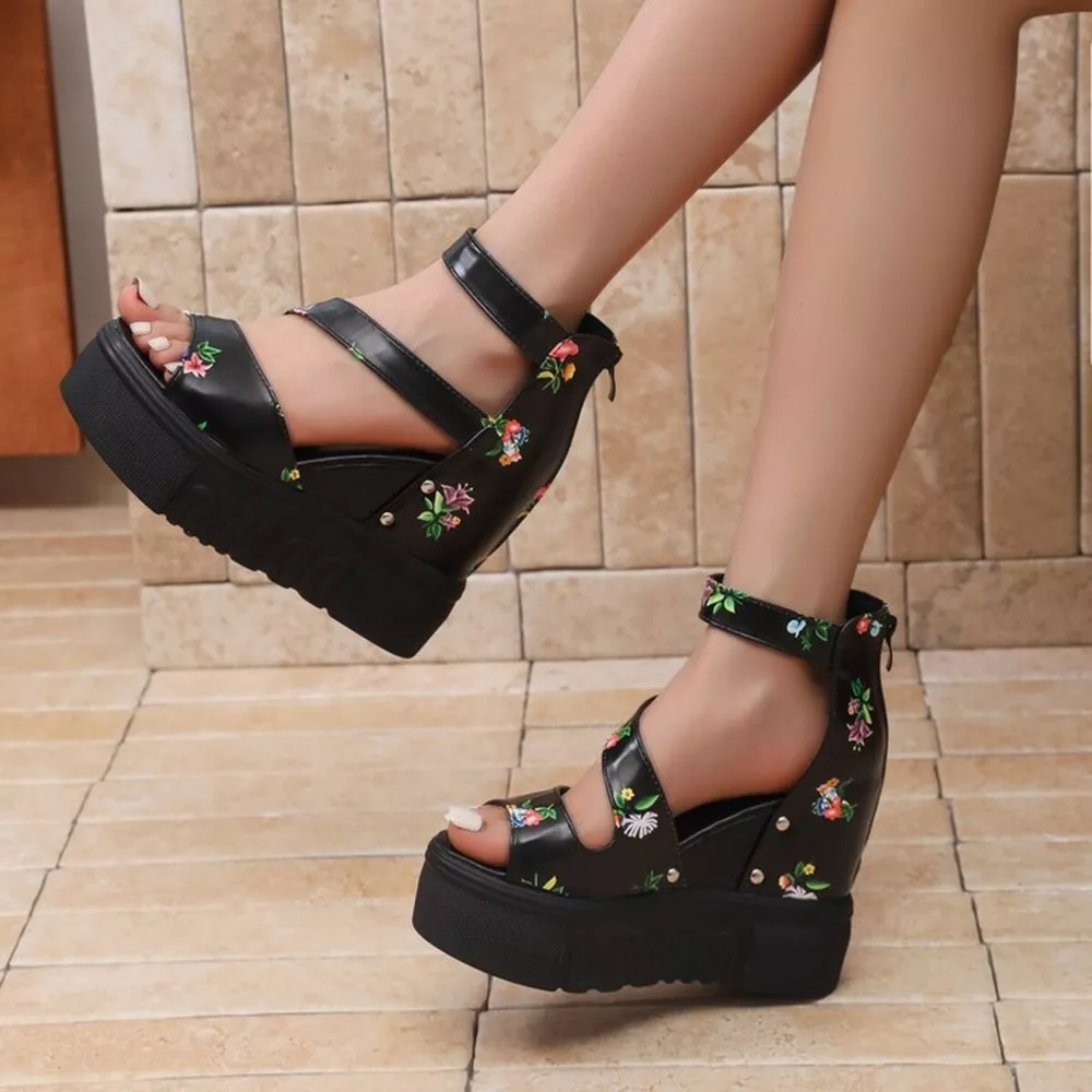 Open Toe Platform Sandals, image 2